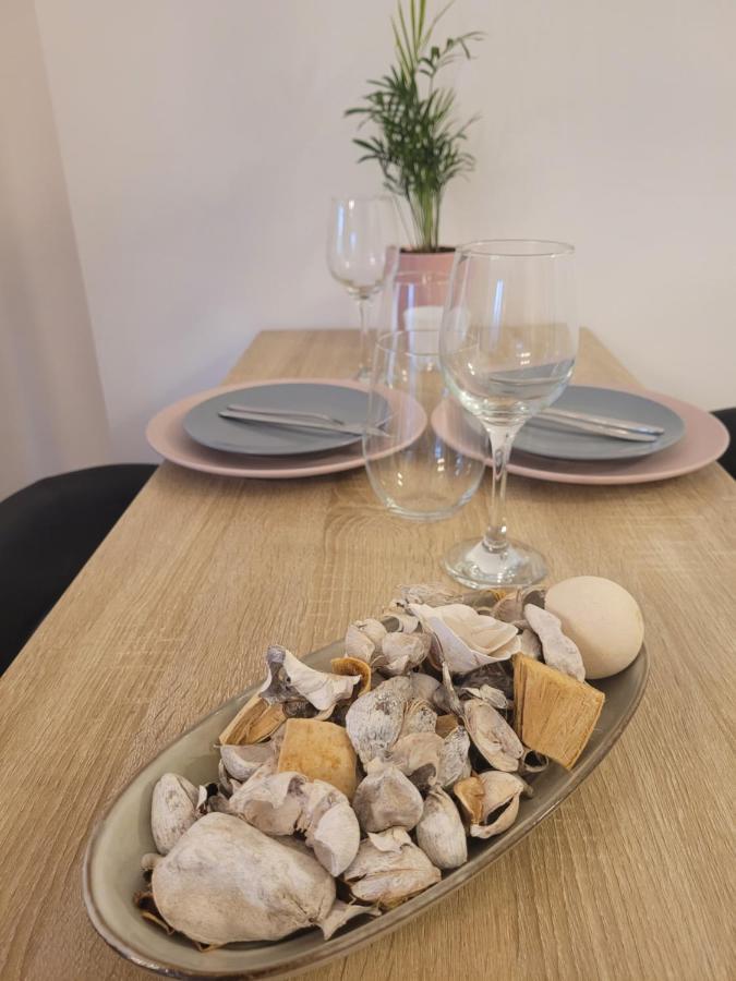 Rose Apartment Печ Екстериор снимка
